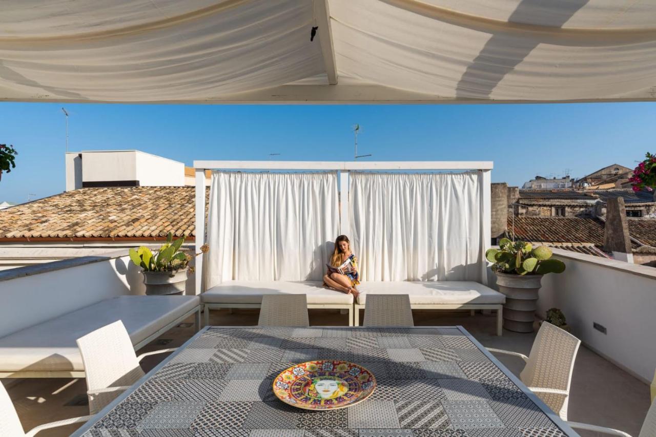 Reggia Del Saraceno Villa Сиракуза Екстериор снимка